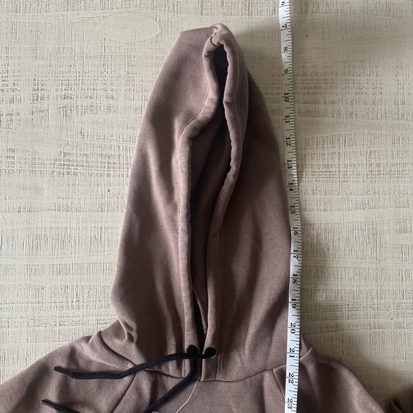 Guess Cropped Logo Hoodie [NWT] - Picture 8 of 9